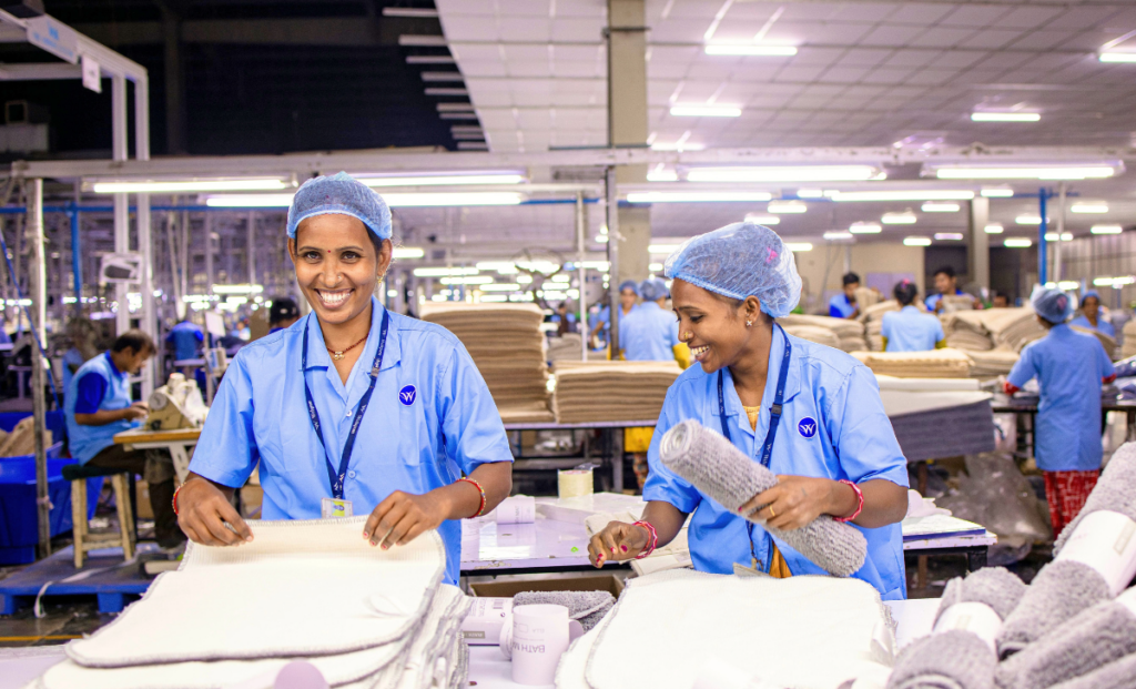 Cómo Conseguir Trabajo como Auxiliar de Producción sin Experiencia
